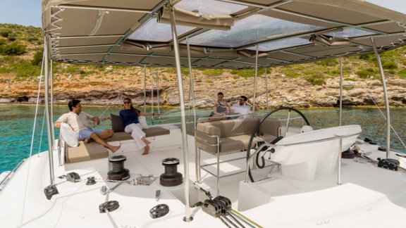 Image of WHISPERS II yacht #6