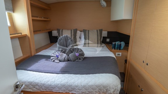 Image of BLUEWINDS yacht #9