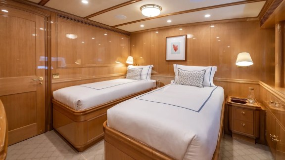 Image of MAXIMUS yacht #13