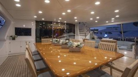 Deck Dining