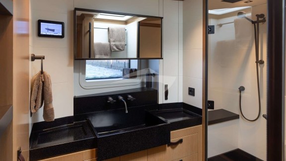 Image of PERSEVERANCE yacht #18