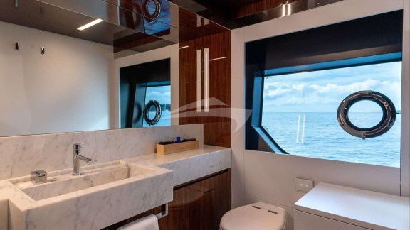 Image of LADY FIRST yacht #13