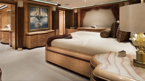 Image of LIBERTY yacht #4