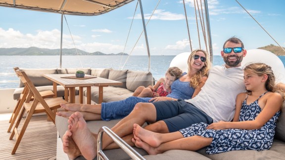 Image of BLUEWINDS yacht #15