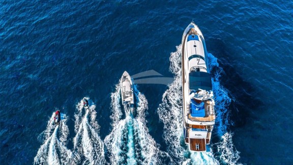 Image of KEFI yacht #16