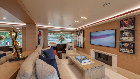 SUR LA MER - Main Salon