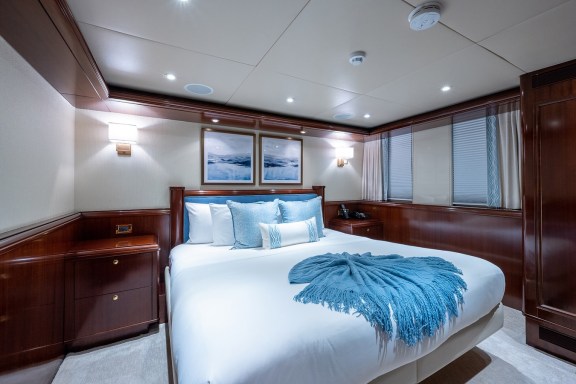 Image of STARSHIP yacht #30