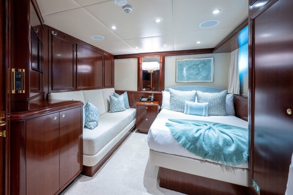 Image of STARSHIP yacht #32
