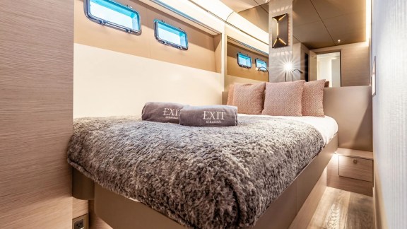 Image of EXIT STRATEGY yacht #18