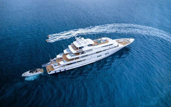 Bahamas Luxury Motor Yacht, Coral Ocean