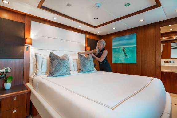 Queen Stateroom 3
