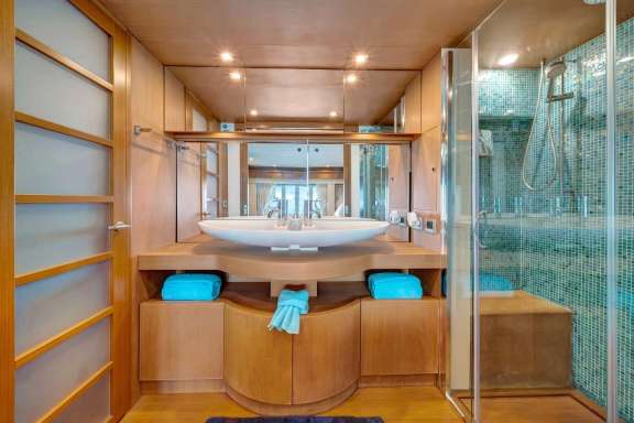 Image of Destiny yacht #7