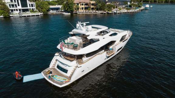 Image of MIRRACLE yacht #4