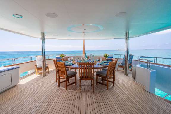Bridge Deck Dining