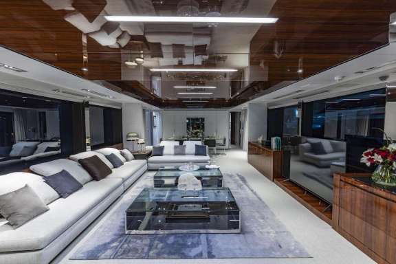 Image of NO SURRENDER yacht #2