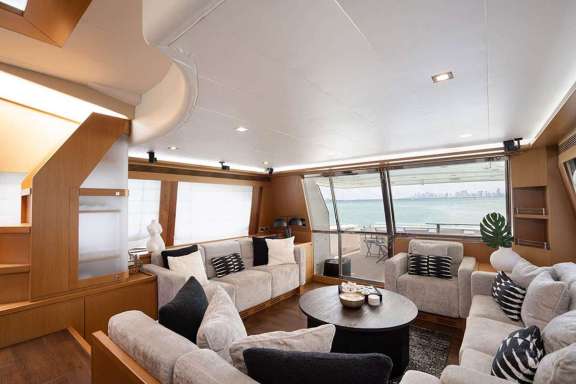 Image of Twe11ve yacht #2