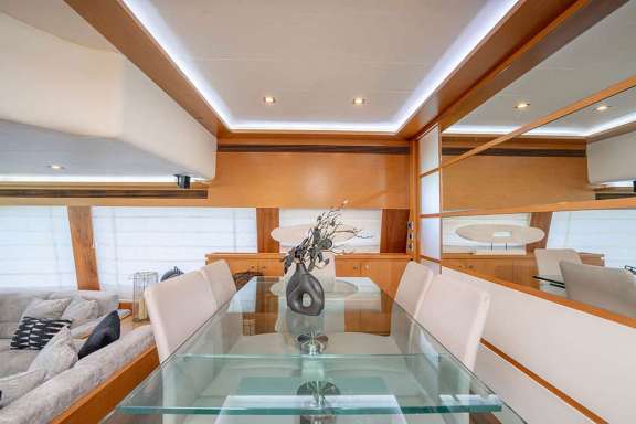 Image of Twe11ve yacht #3