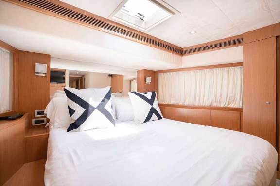 Image of Twe11ve yacht #8