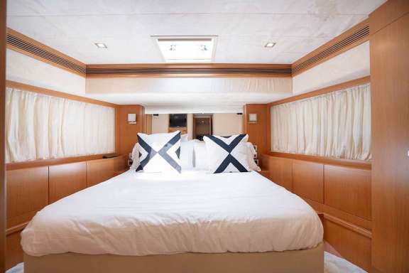 Image of Twe11ve yacht #9