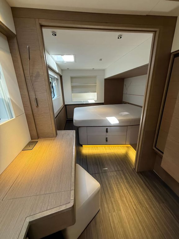 Image of Xquisite Hybrid yacht #8