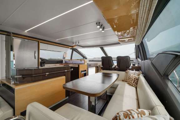 Image of Paragon yacht #3