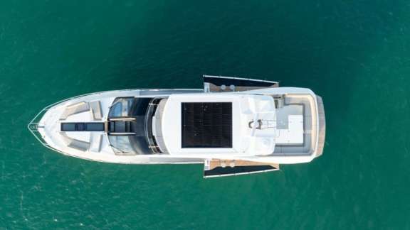 Image of Seven Seas yacht #11