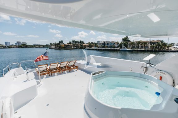 Skylounge Aft Deck