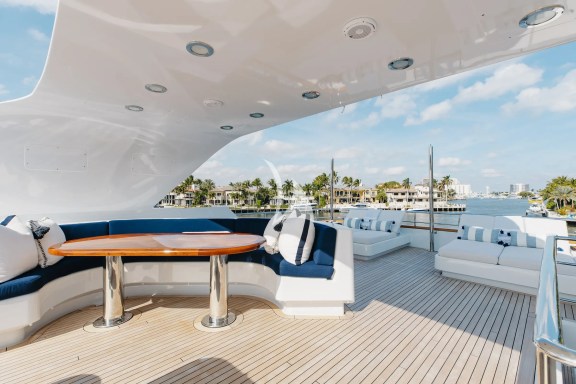 Sundeck