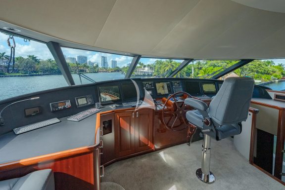 Image of DETERMINATION yacht #23