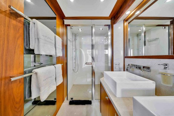 Guest Stateroom - en suite