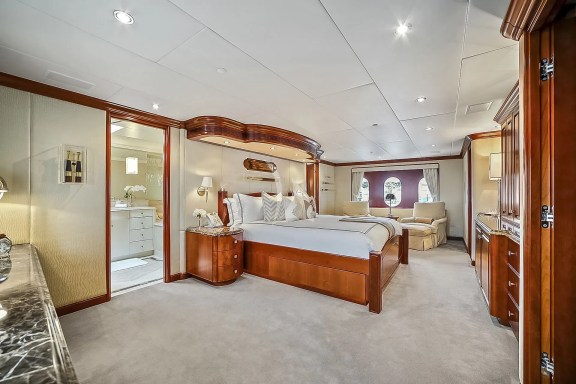 ARTEMIS Master Stateroom