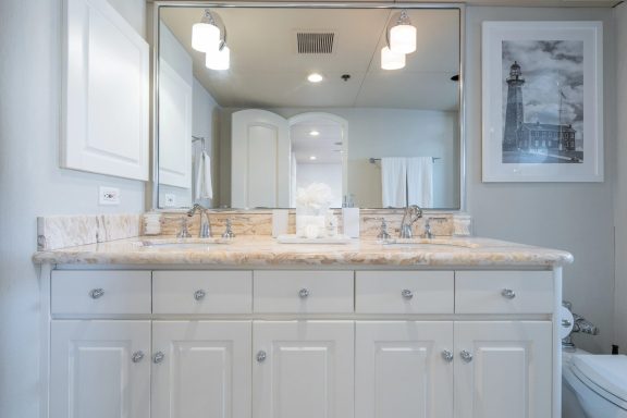 DOUBLE/TWIN ENSUITE