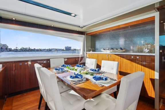 Image of PILOT LOUNGE yacht #9