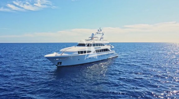 Image of TANZANITE yacht #2