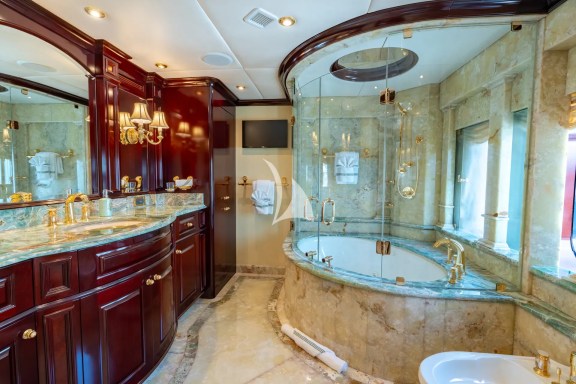 Master Ensuite