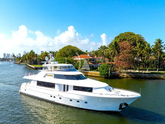 Image of SLEEPOVER yacht #25