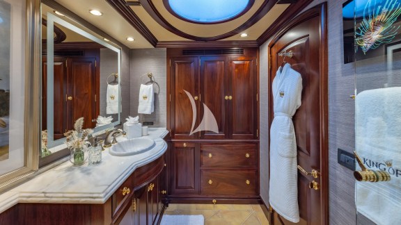 Master Ensuite