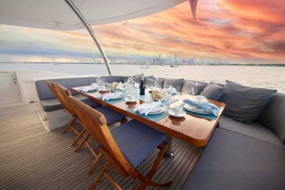 Image of HAPPY HOUR yacht #20