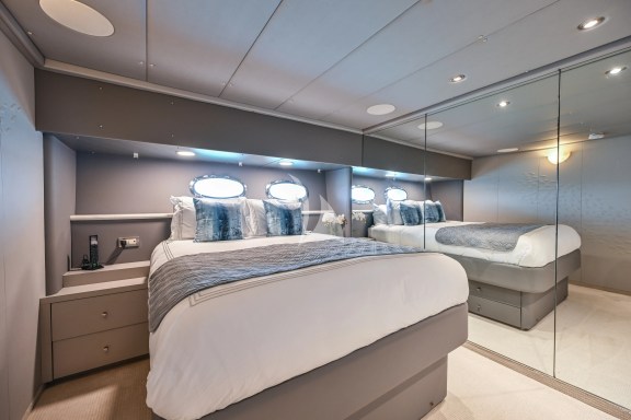 Image of MARY KATHLENE yacht #10