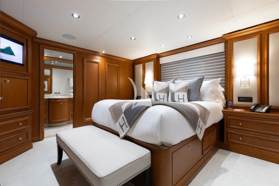 Queen Guest Stateroom