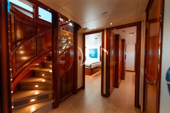 Lower Deck Stateoom Foyer