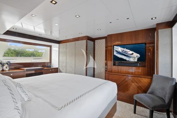 Image of PILOT LOUNGE yacht #15