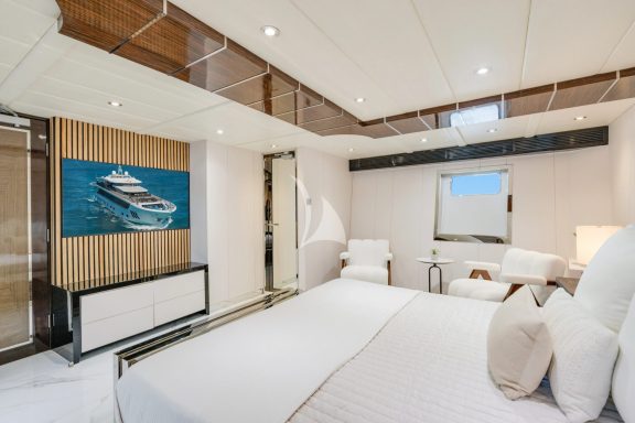 LOWER STATEROOM 2
