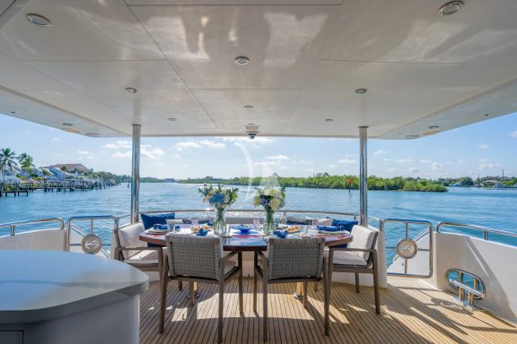 Image of PILOT LOUNGE yacht #3