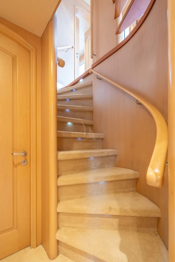 Image of CHANSON yacht #18