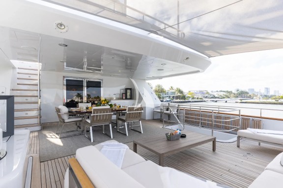 Skylounge Aft Deck