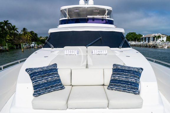 Image of PILOT LOUNGE yacht #32