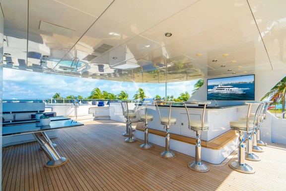 Sun Deck Bar
