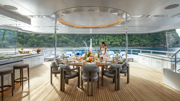 Image of TOP FIVE II yacht #44