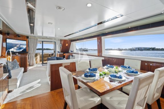 Image of PILOT LOUNGE yacht #8